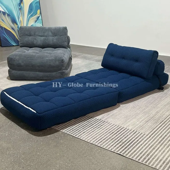 Globe Sofa - Alien-shaped modular compression sofa Globe Sofa - Alien-shaped modular compression sofa
