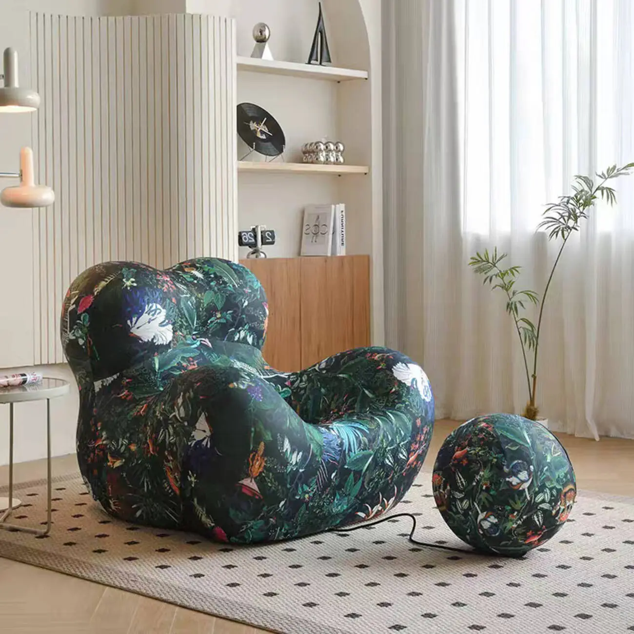 主图-03 Globe Sofa - Mother's Embrace" Compression Sofa Recliner