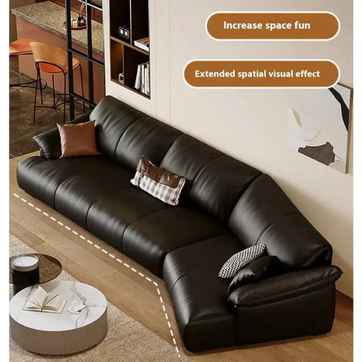 Globe Sofa - Italian-style luxury curved leather sofa Globe Sofa - Italian-style luxury curved leather sofa