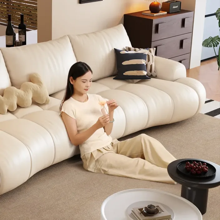 Globe Sofa - Simple curved genuine leather sofa Globe Sofa - Simple curved genuine leather sofa
