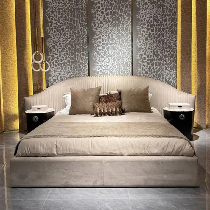 Globe Sofa - Queen Style Italian-inspired Luxury Upholstered Bed Globe Sofa - Queen Style Italian-inspired Luxury Upholstered Bed