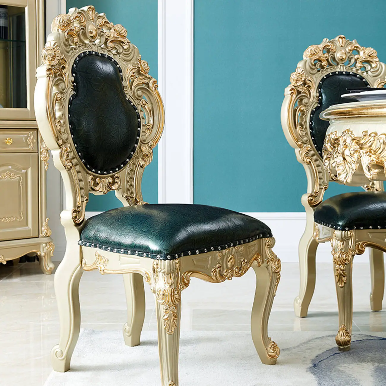 主图-03 Globe Sofa - European-style Villa Dining Table And Chairs