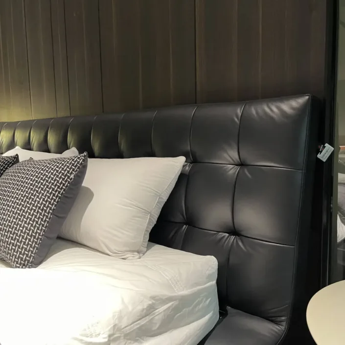 Globe Sofa - Onda Modern Italian Bed Globe Sofa - Onda Modern Italian Bed