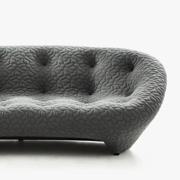 Globe Sofa - Italian Minimalist Shell Sofa Globe Sofa - Italian Minimalist Shell Sofa
