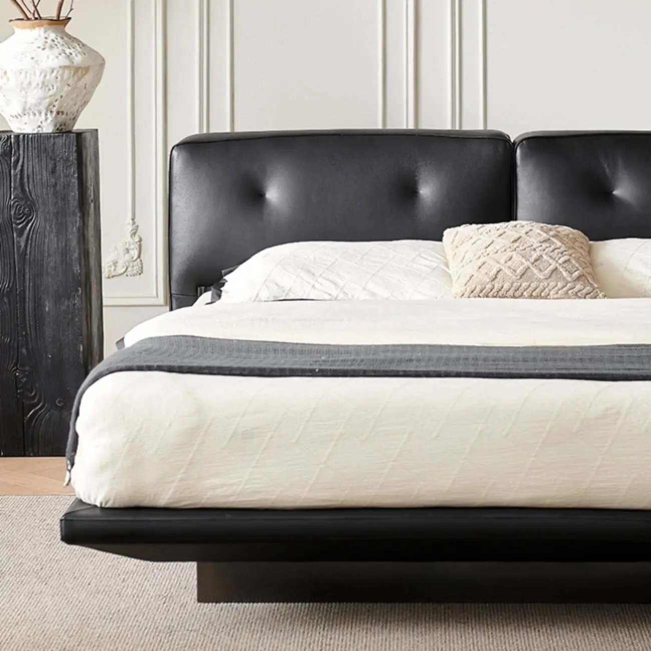 主图-06 Globe Sofa - Dylan Italian Minimalist Genuine Leather Bed